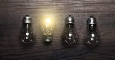 フィールドセールスとインサイドセールスの3つの違い【応用法も紹介】