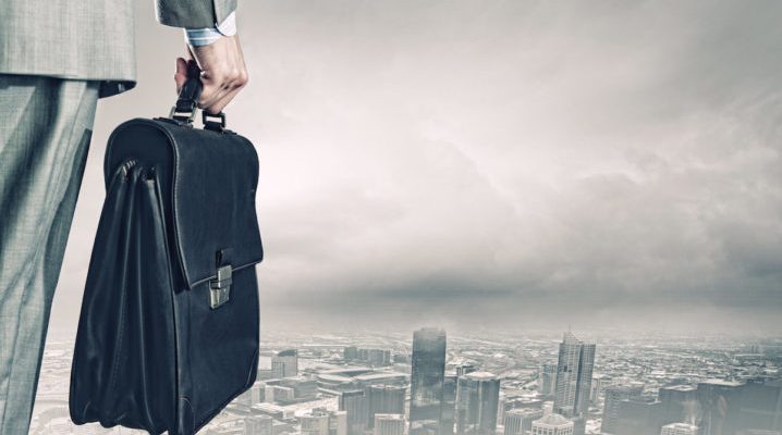 なぜ営業はつらいのか？インサイドセールスが救う営業職の残業地獄