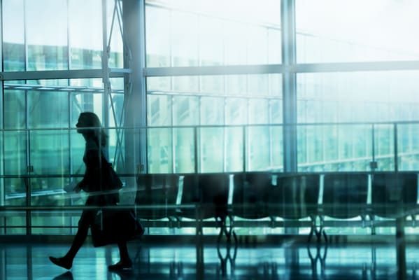 営業は本当に訪問が命か？常識を変えるオンライン商談とは