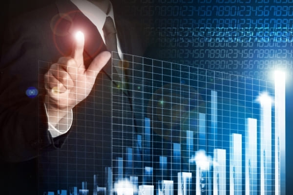 営業マンが求められる役割とは？