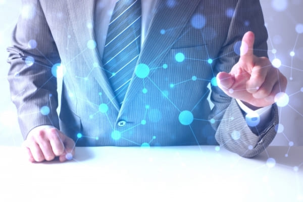 大変な営業活動を改善する4つの方法