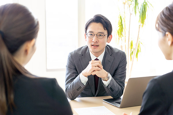 DXコンサルの活用も検討を